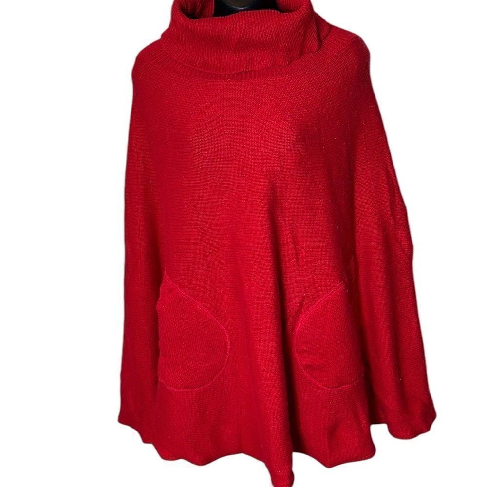 William Lockie 100% pure cashmere Scotland turtleneck poncho pockets holiday